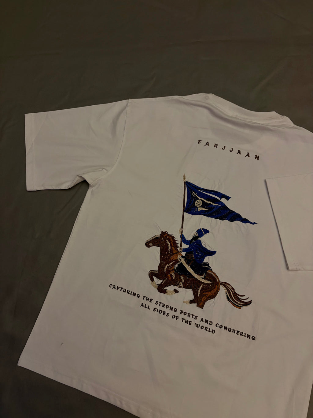 Chakarwarti Embroidery T-Shirt (Navy / White)