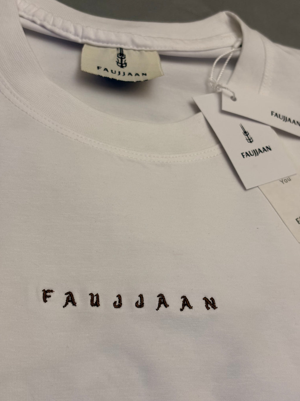 Chakarwarti Embroidery T-Shirt (Navy / White)