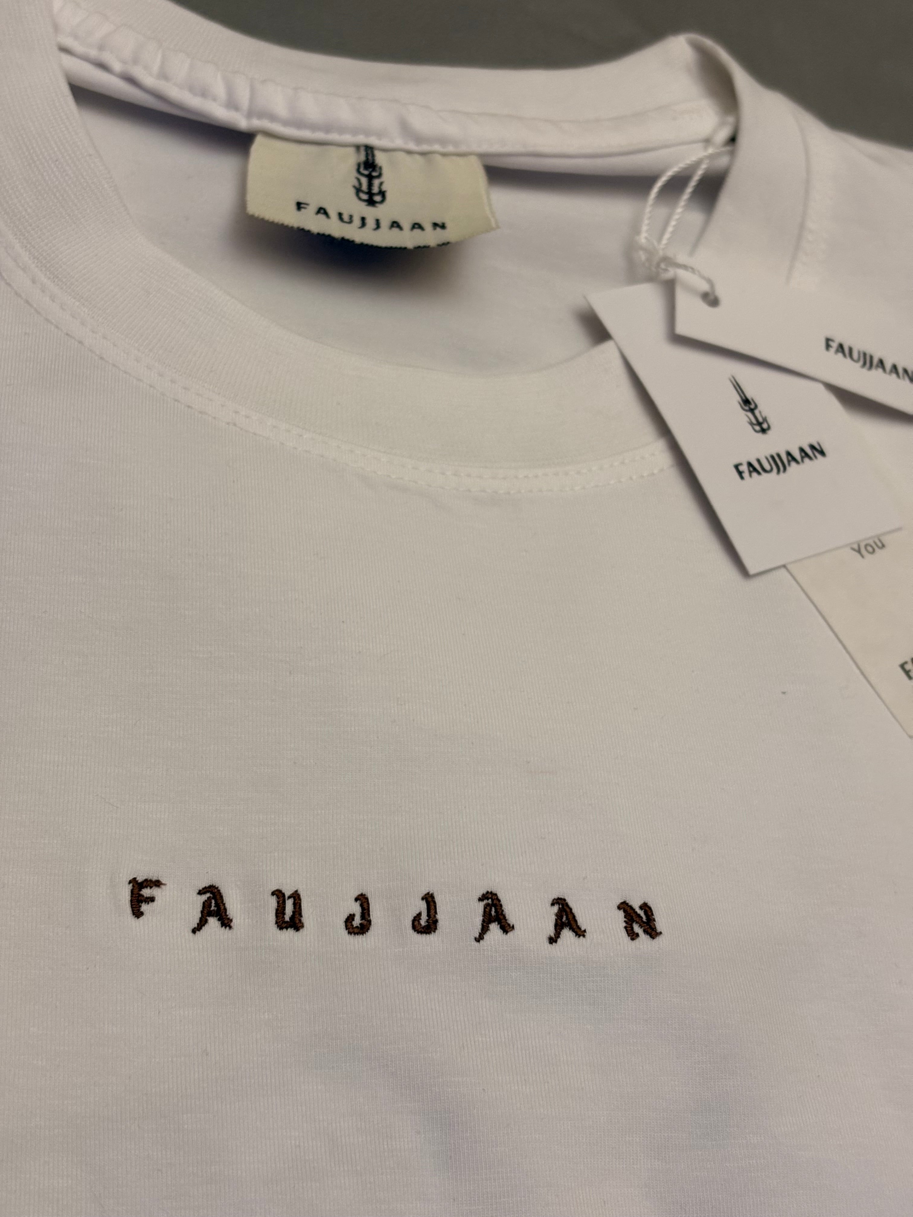 Chakarwarti Embroidery T-Shirt (Navy / White)