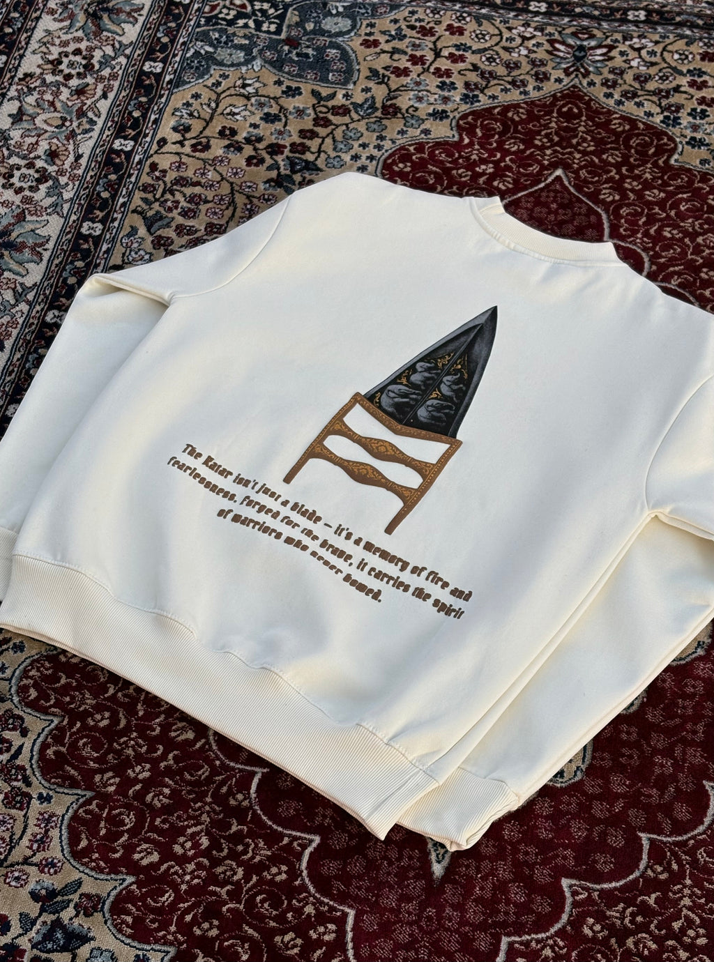 Kataar embroidery Sweatshirt (Beige)